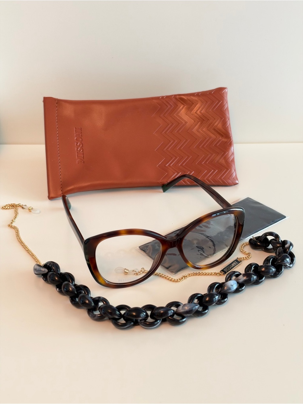 Missoni Tortoiseshell Cat-Eye Sunglasses with Black Chain and Burnt Orange Pouch